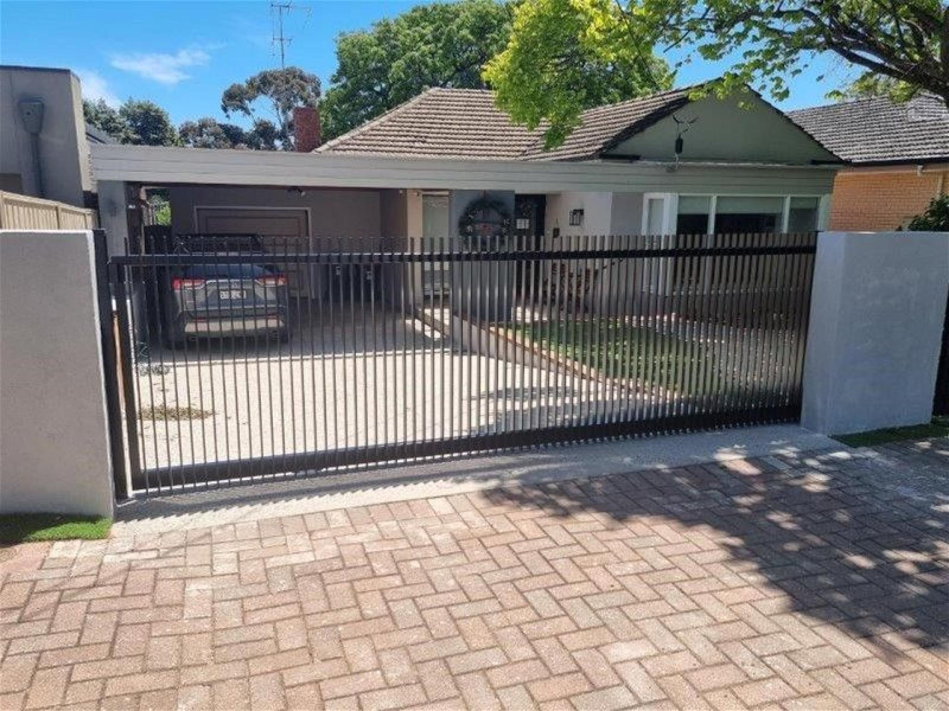 Superior Screens Sa - 679993 1