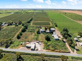 Established Food Retail & Wholesale Business - SA