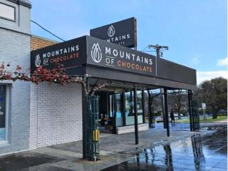 LEASEHOLD - Mountains Of Chocolate Cafe, Ararat VIC - 1P0588