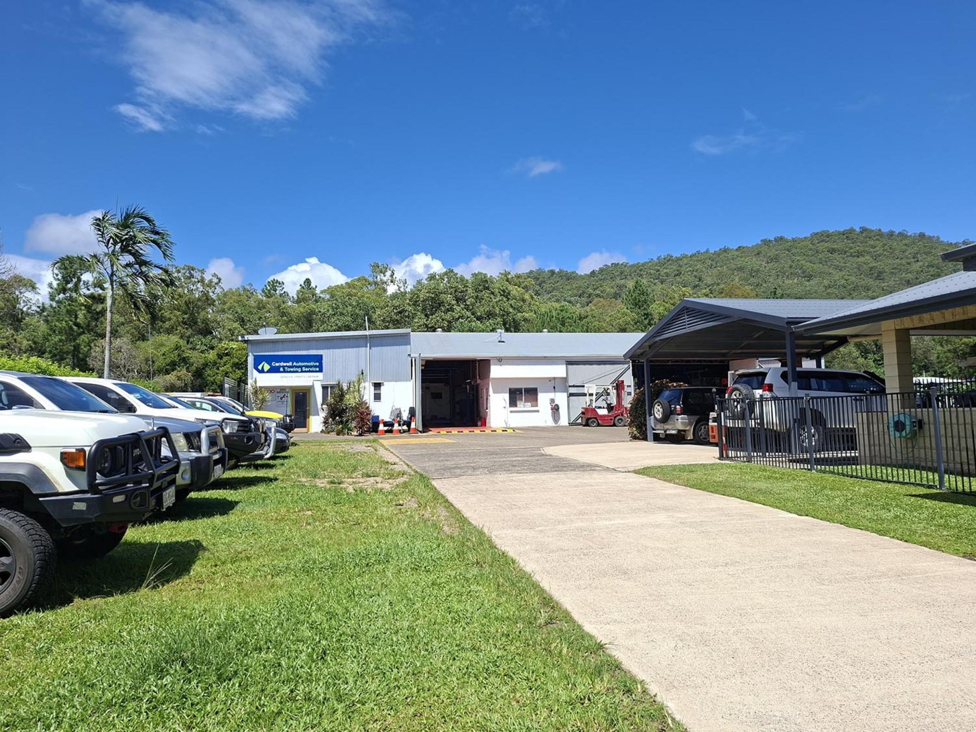 Cardwell Automotive & Towing 680245 2