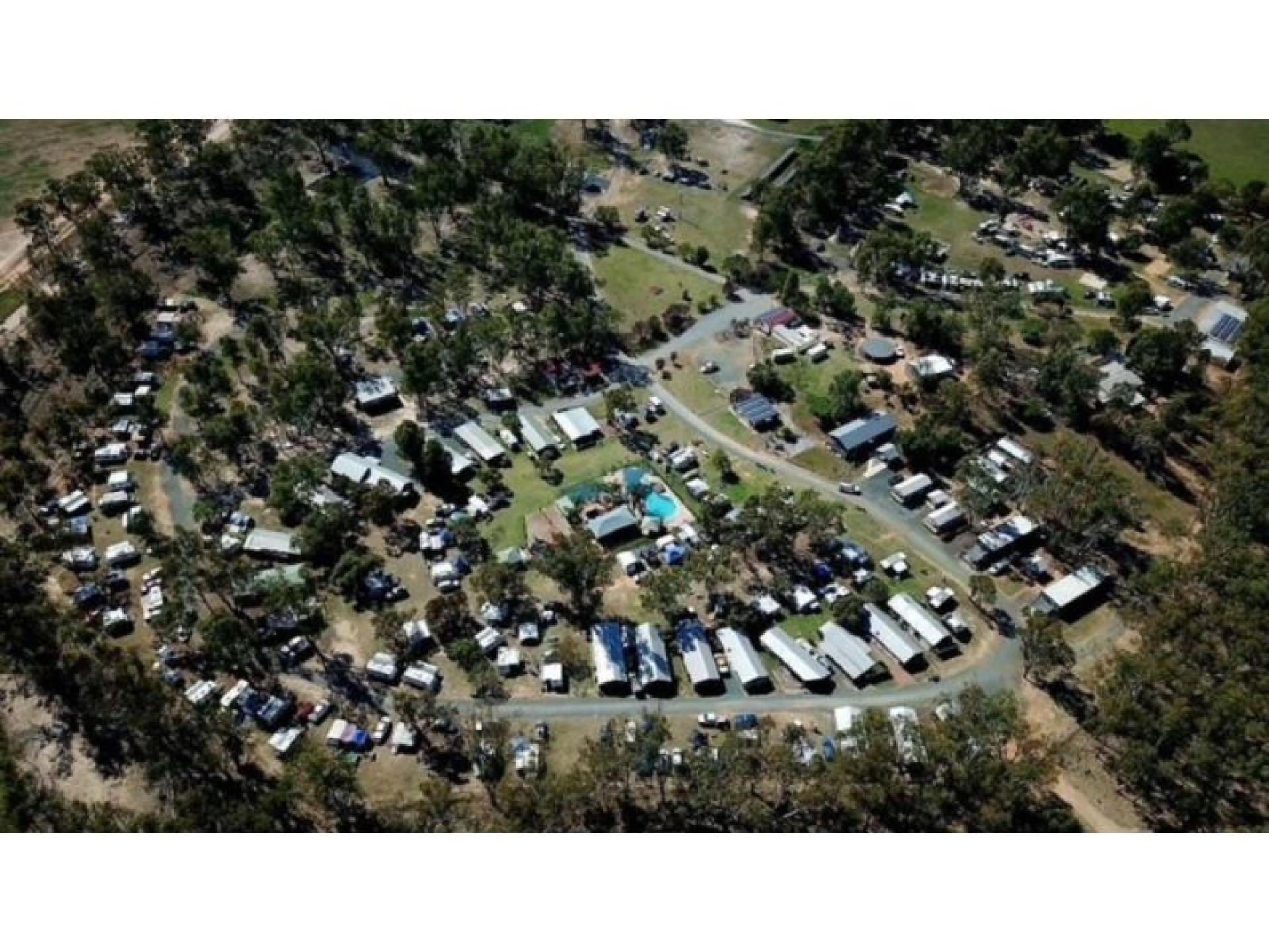 Expansive Resort With Strong 680300 1