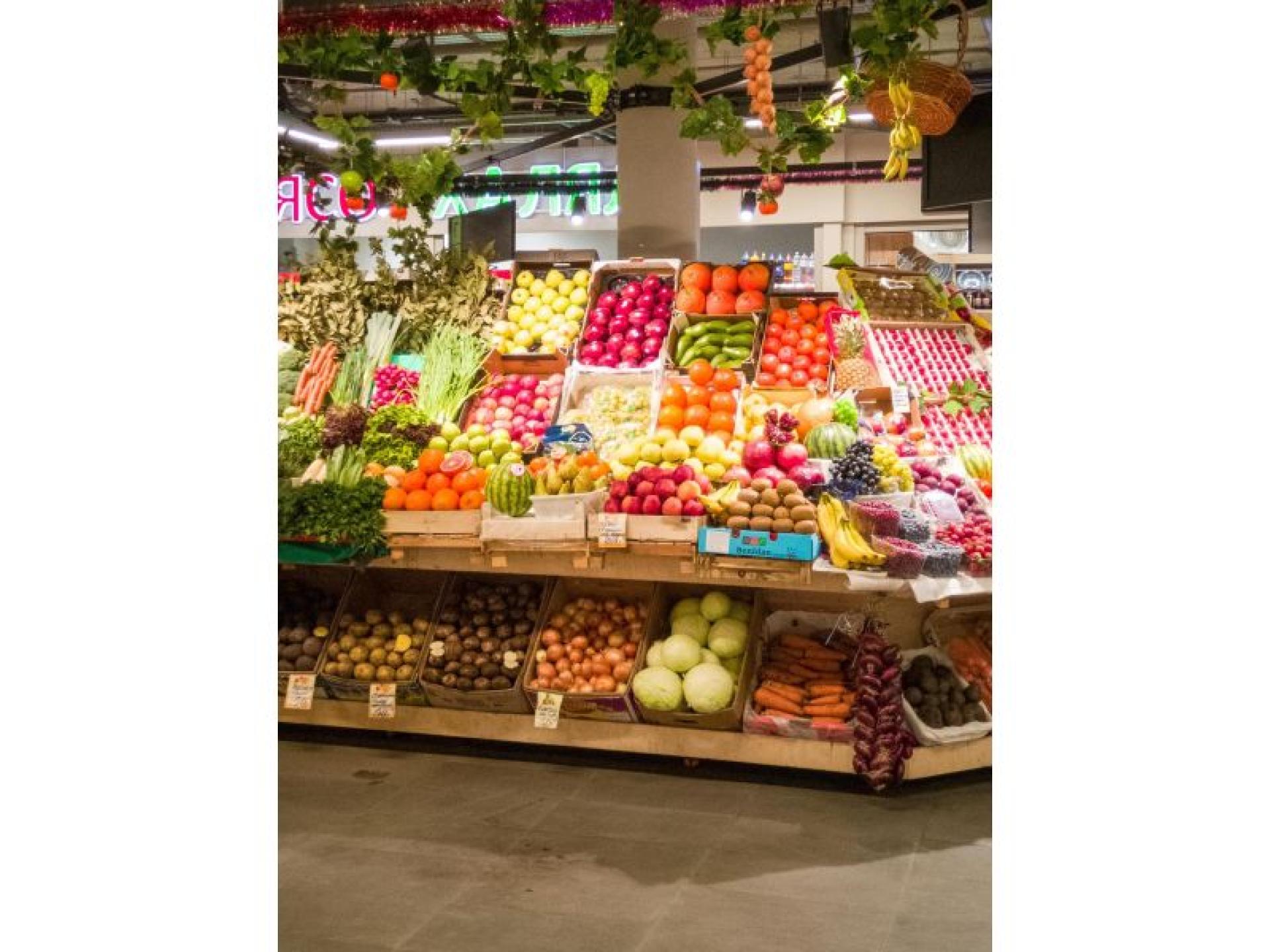 Long Established Iga Grocery 681253 1