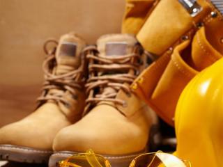 Hip Pocket Workwear & Safety (Freehold Property Available)