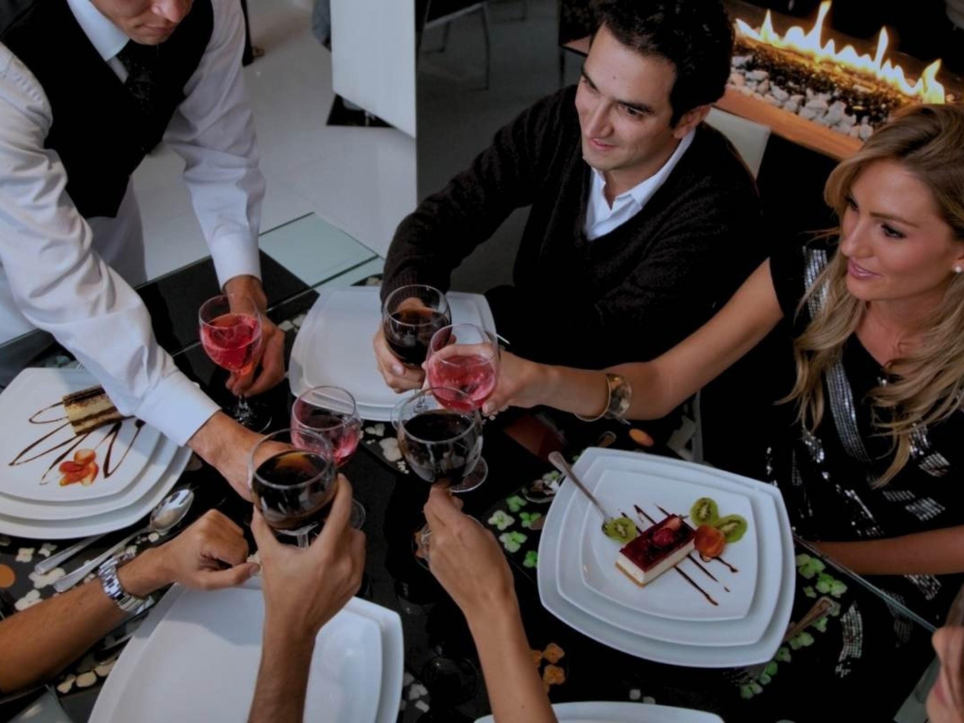 Popular Bar & Pizzeria 681570 3