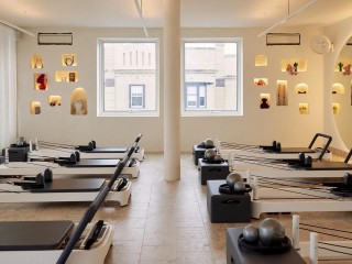 High-End Studio Pilates in Prestigious Suburb SOR