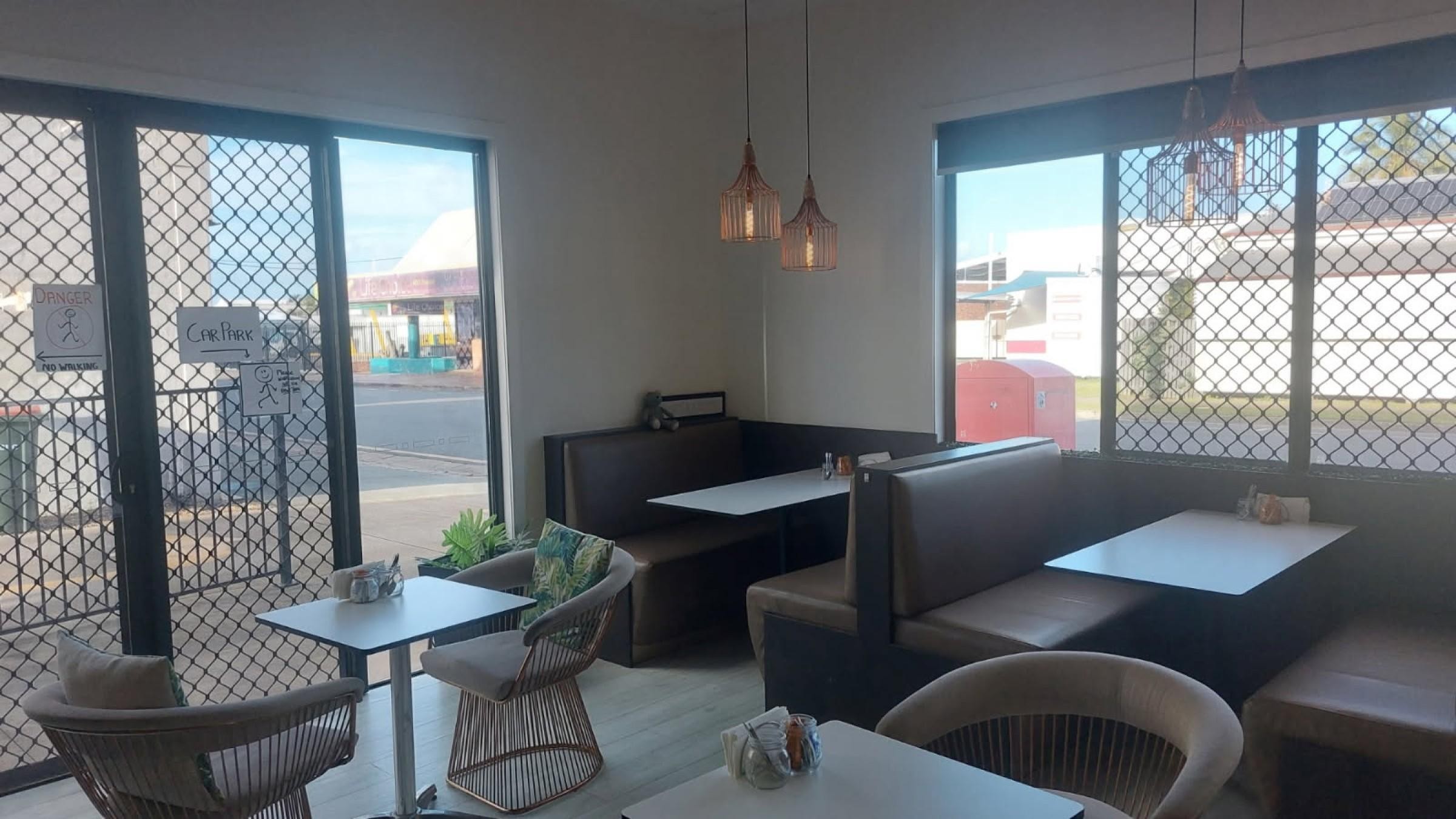 Cafe Bakery Taking Close 681815 3