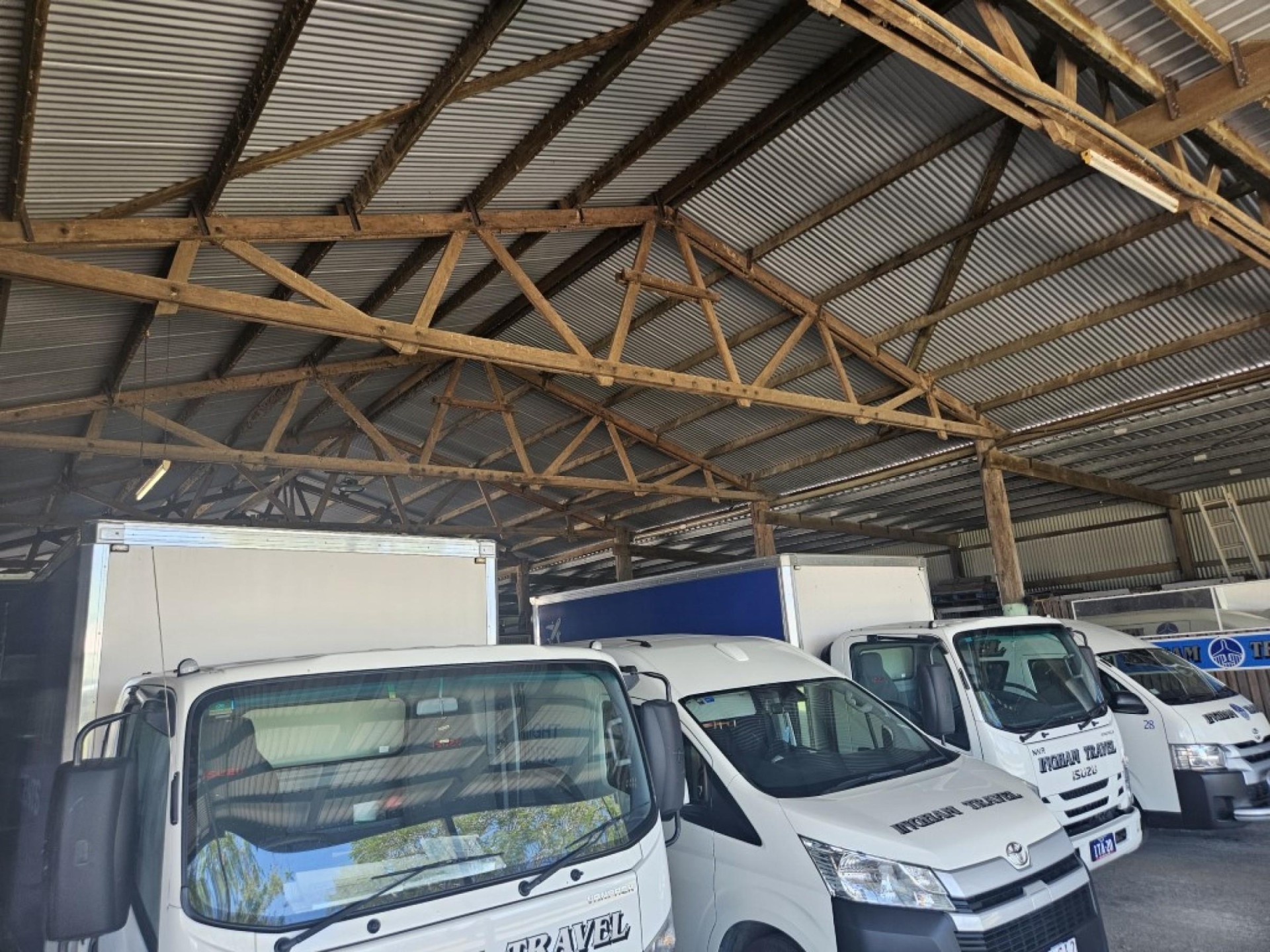 Ingham Freight Company - 682151 3