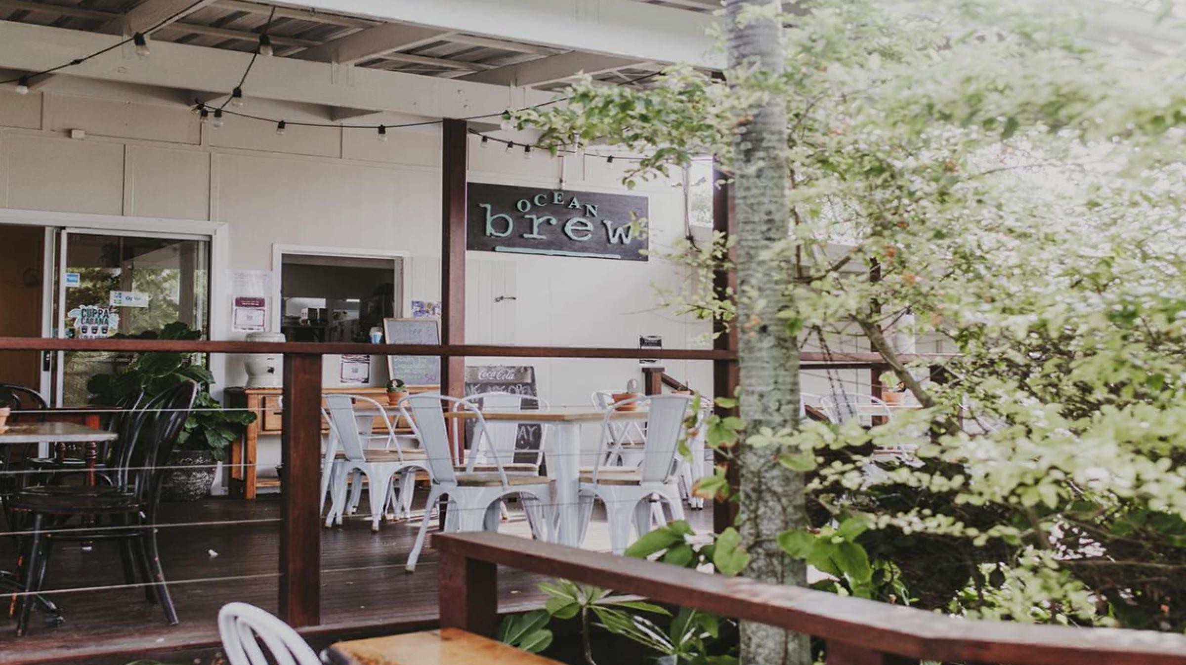 Coastal Café / Restaurant 682168 1