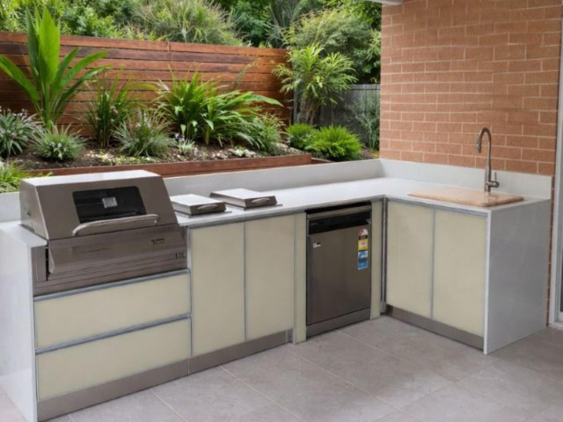 Barbeque & Outdoor Kitchens 682424 2