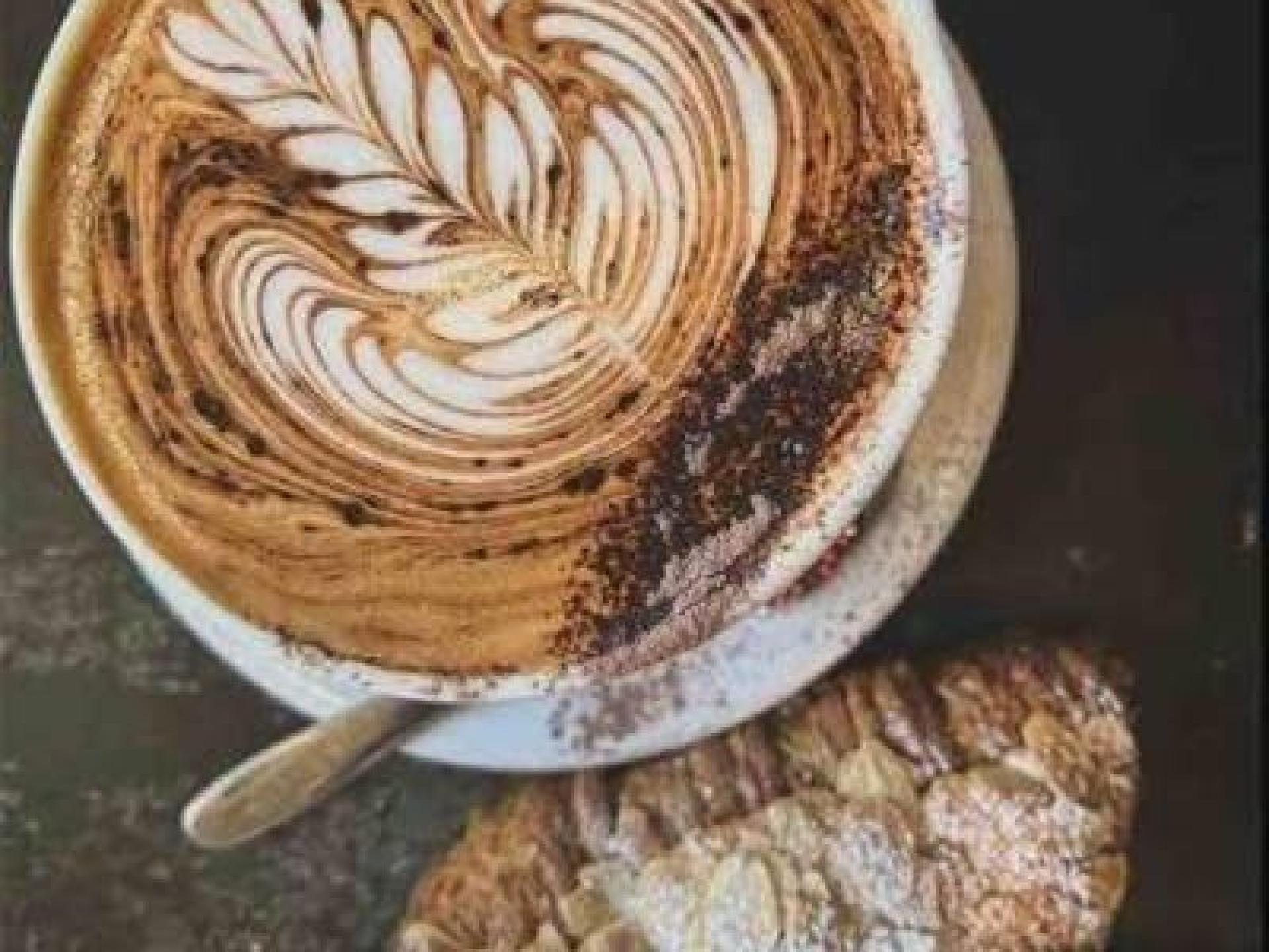 Renowned Cafe - In 682556 2