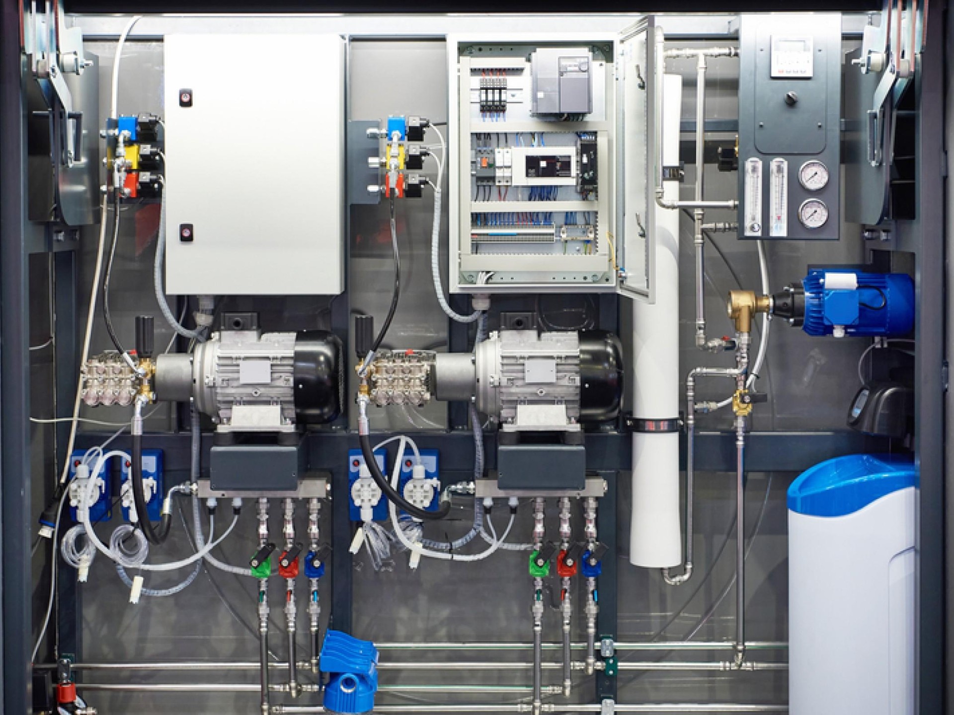 Dominating Essential Plumbing Business 682820 1
