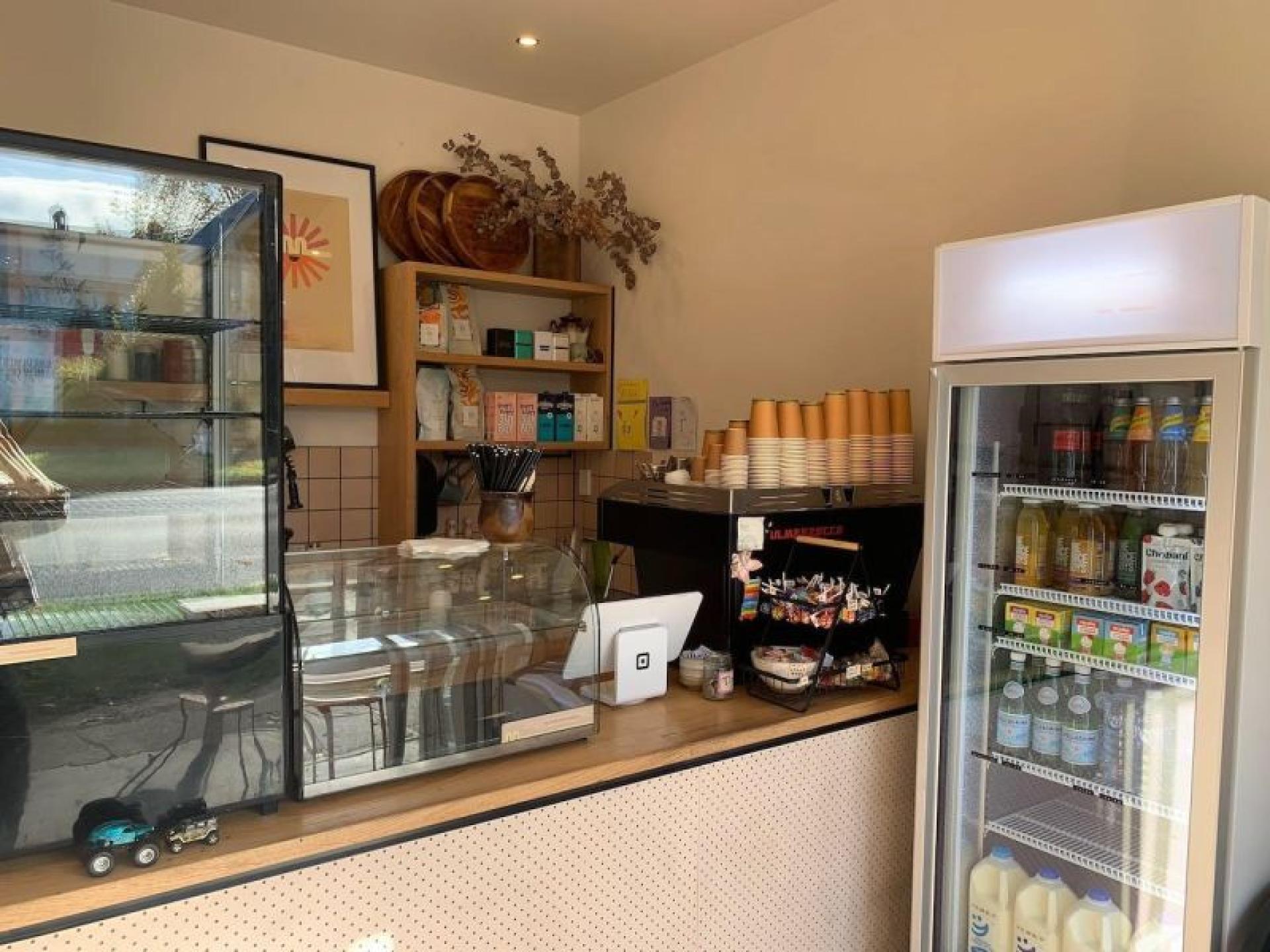 Charming Local Cafe | 682847 2