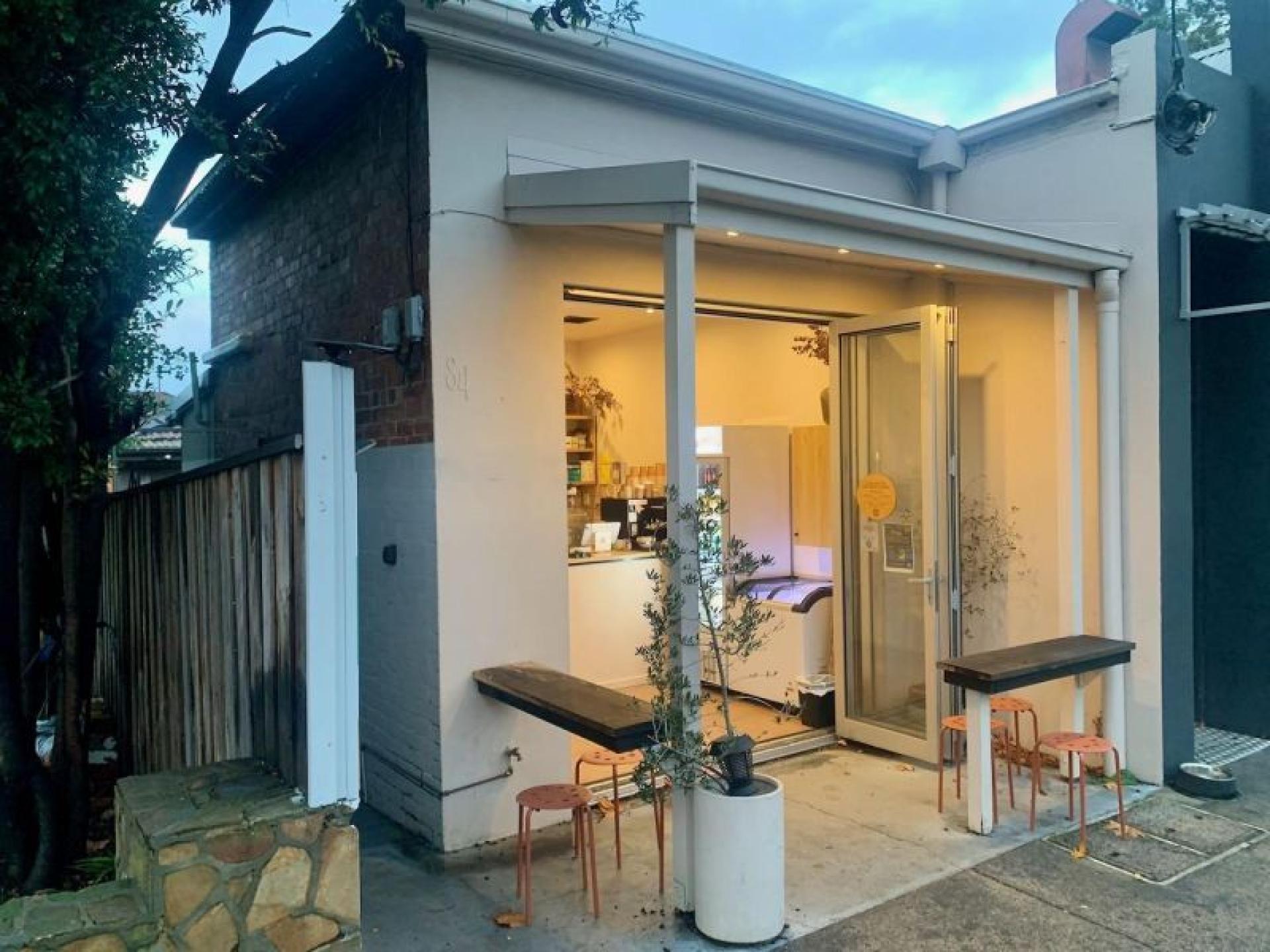 Charming Local Cafe | 682847 1