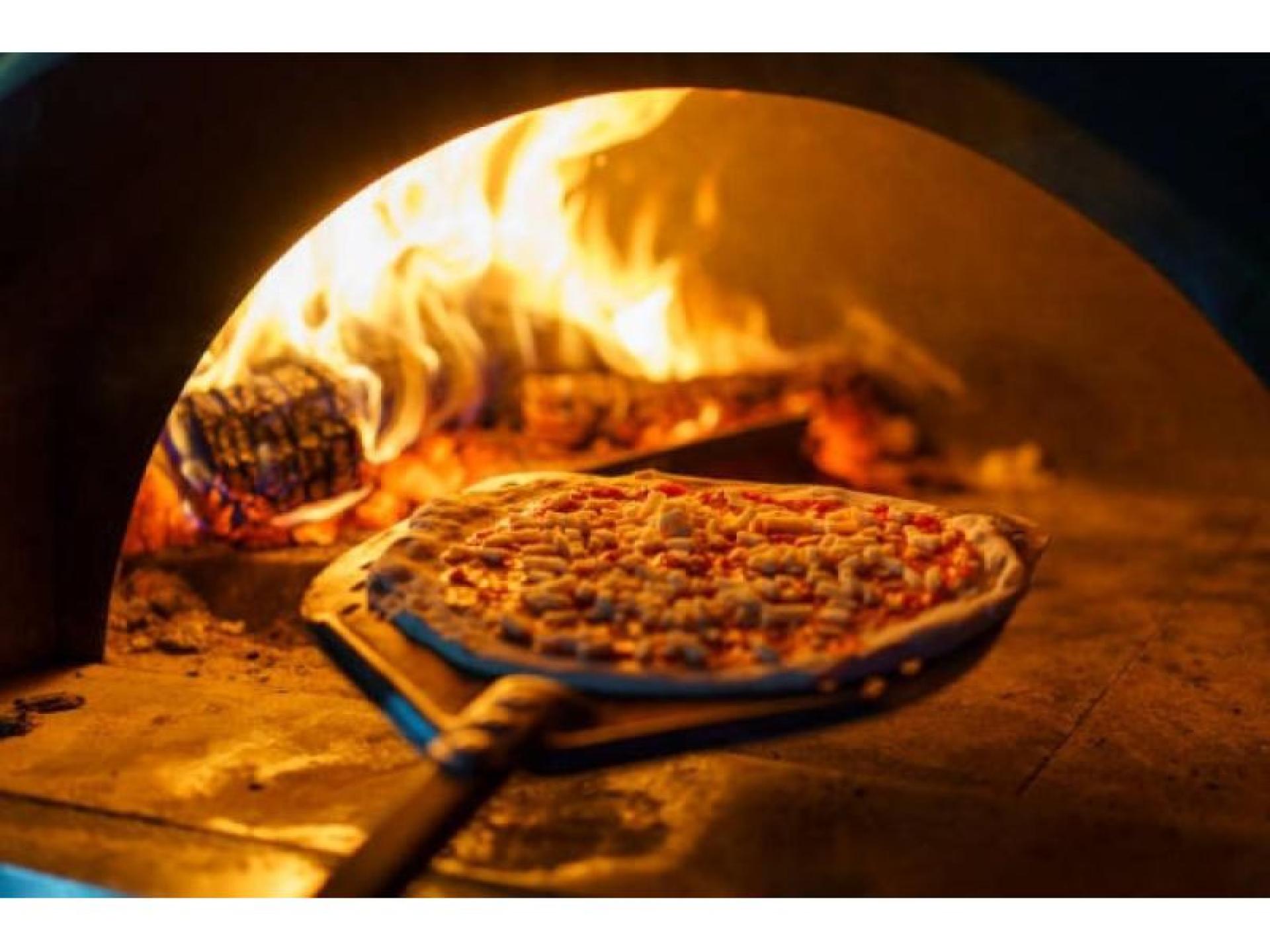 Italian Restaurant And Takeaway 683060 2