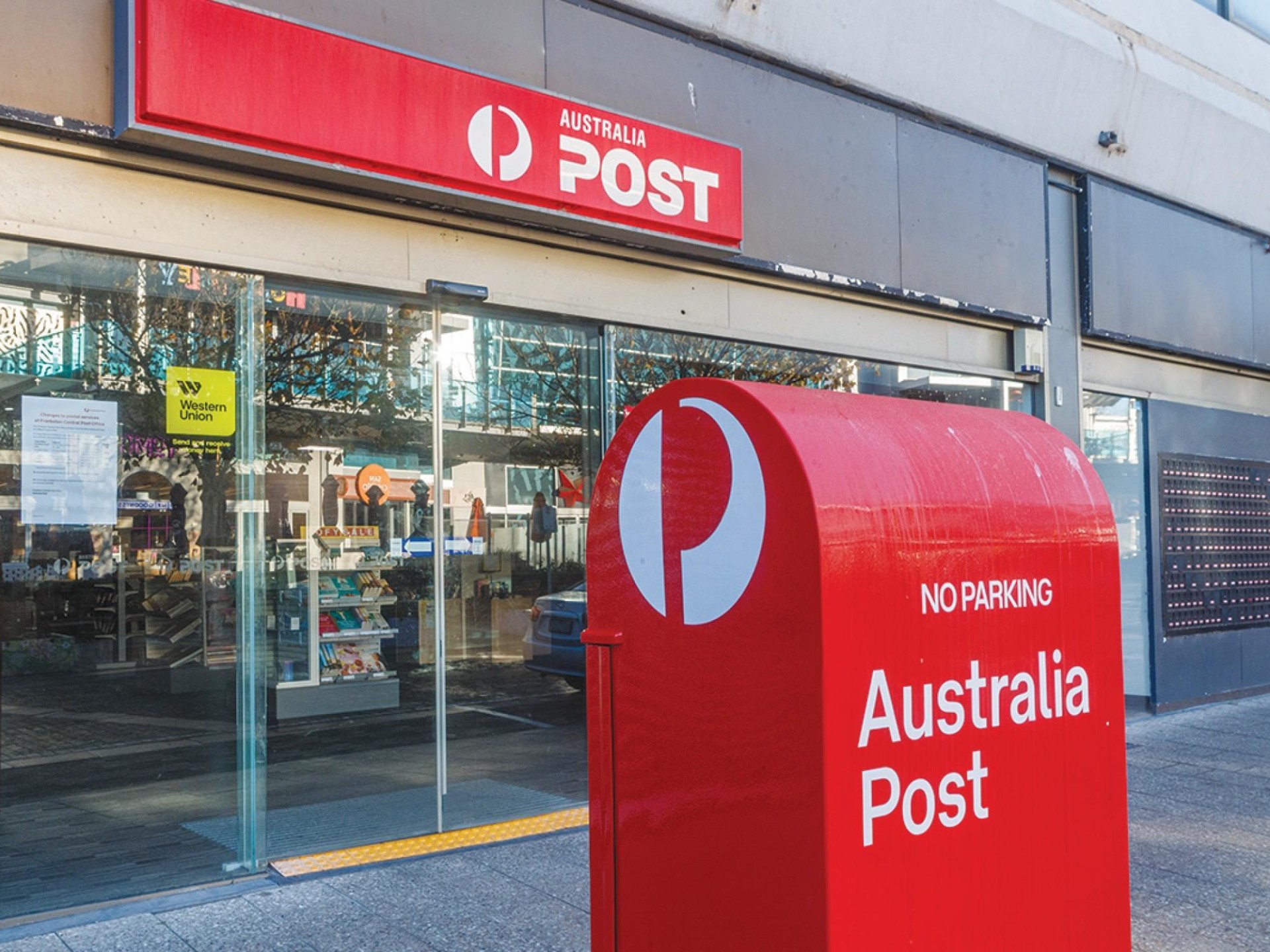 Post Office - Retail 683129 1