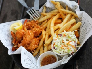 14 years plus & Well-established Fish & Chips Business l Weekly Sales $10,000, Low rent