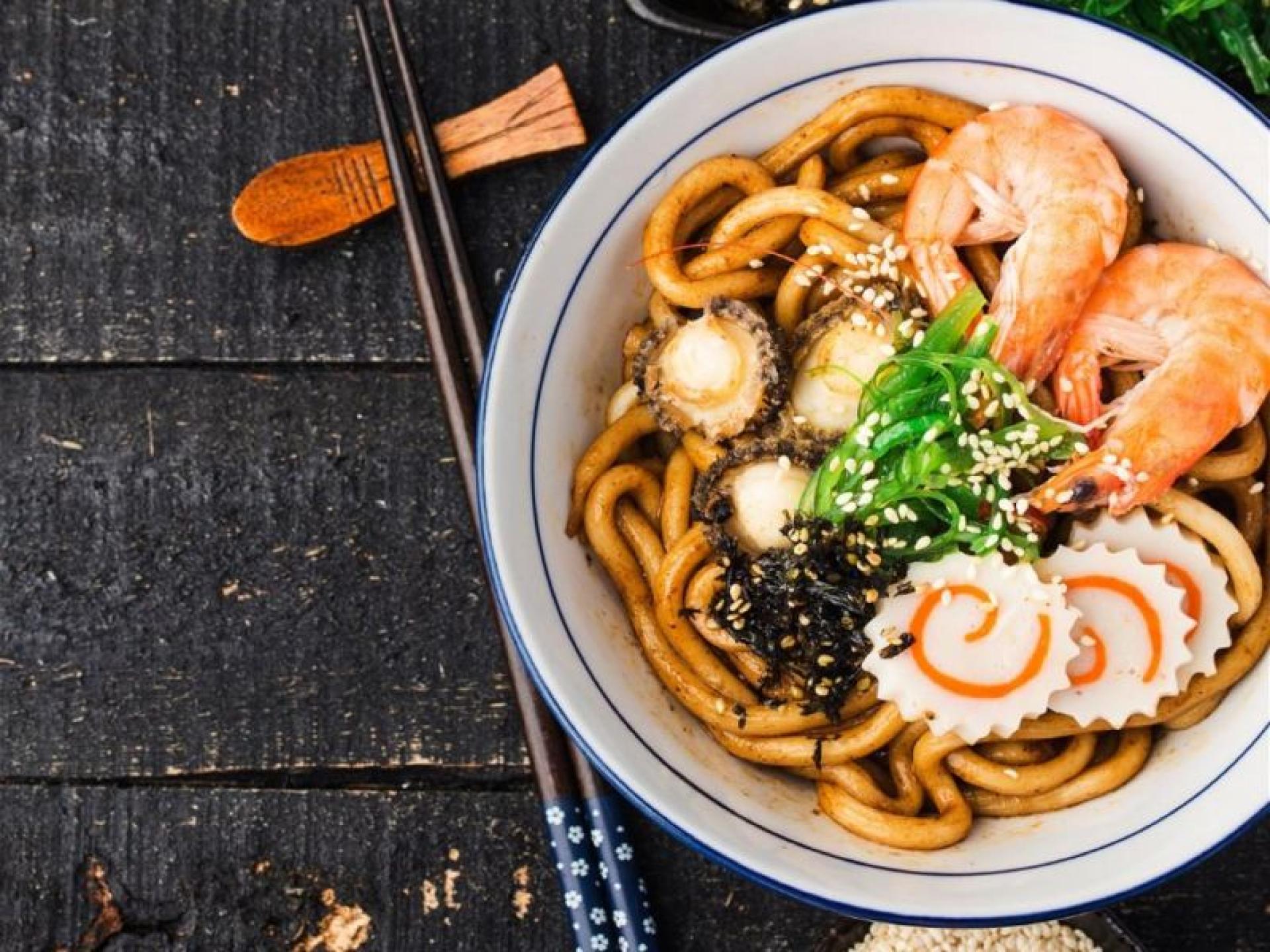 Two Established Asian Food 683682 1