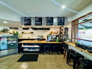 **SOLD**  Norwood $59,900 plus SAV Trendy, Vibrant Café – Immaculate Presentation