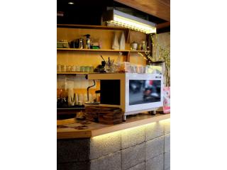 Premium Cafe & Catering Business, Strong Corporate CBD Location | ID: 1445