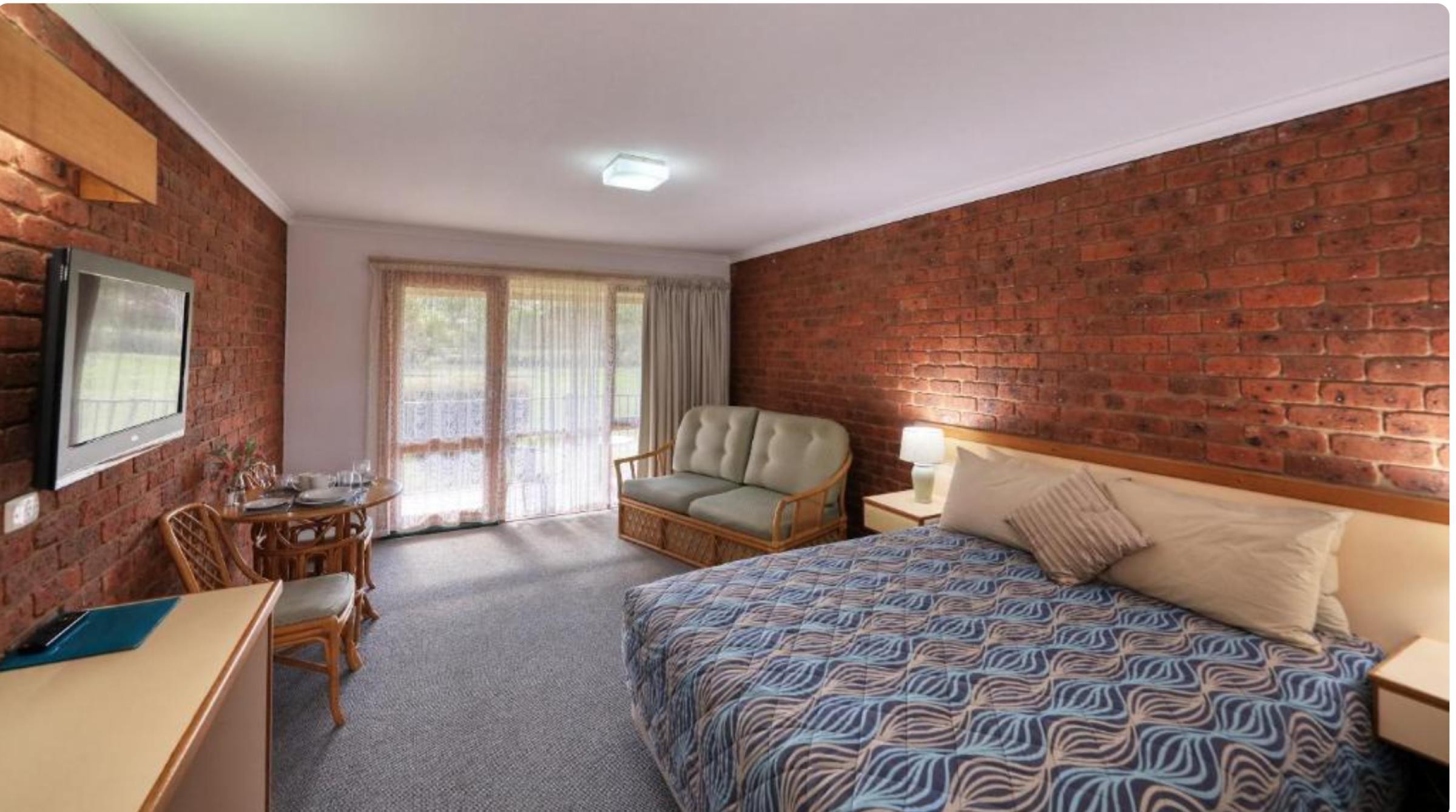 Renowned Leasehold Motel - 684037 2