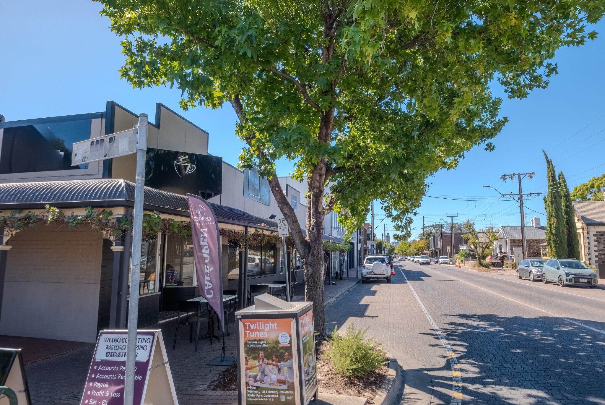 Well-known Adelaide Café & 684080 1