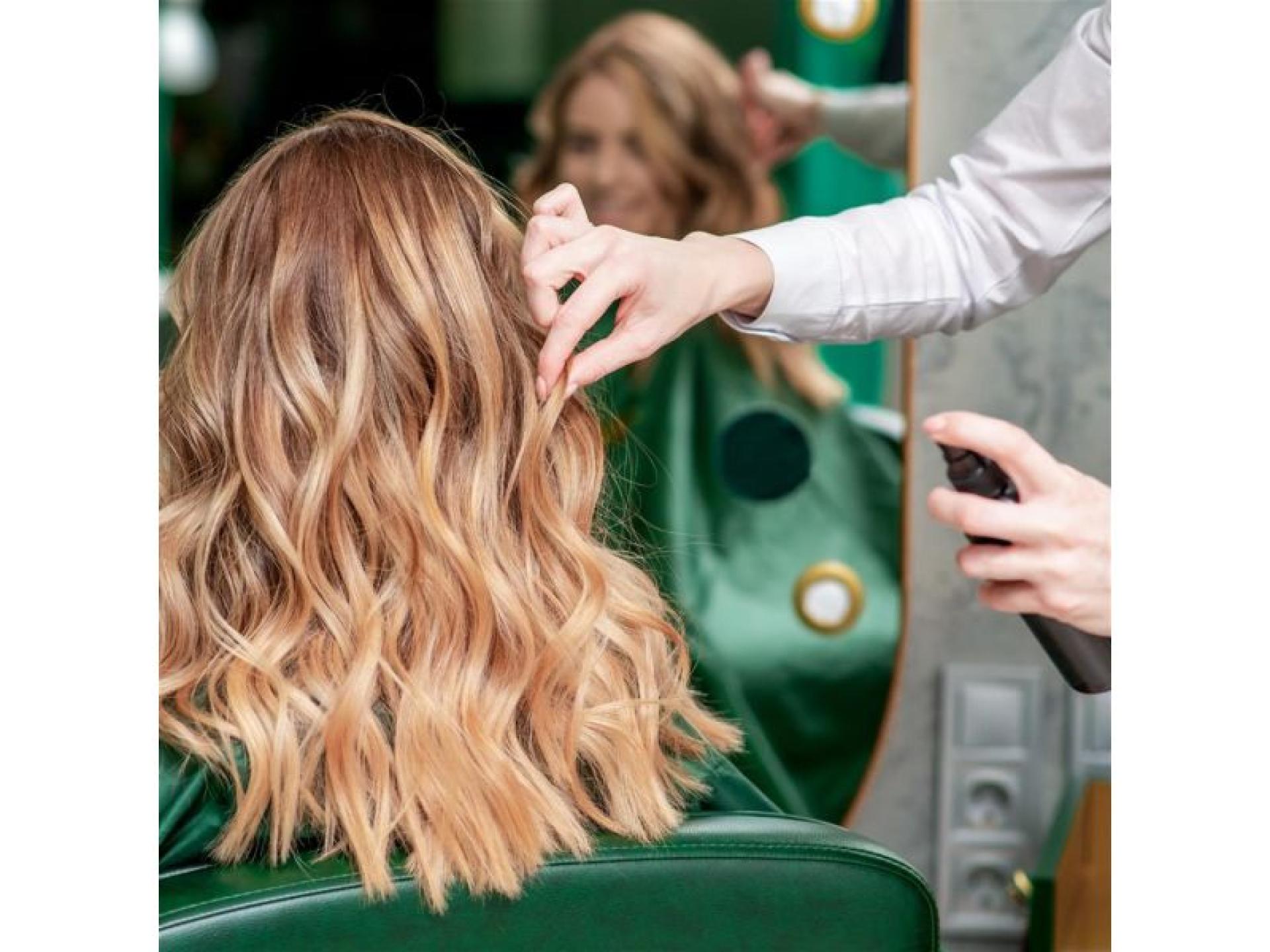 Established Coastal Hair & 684115 3