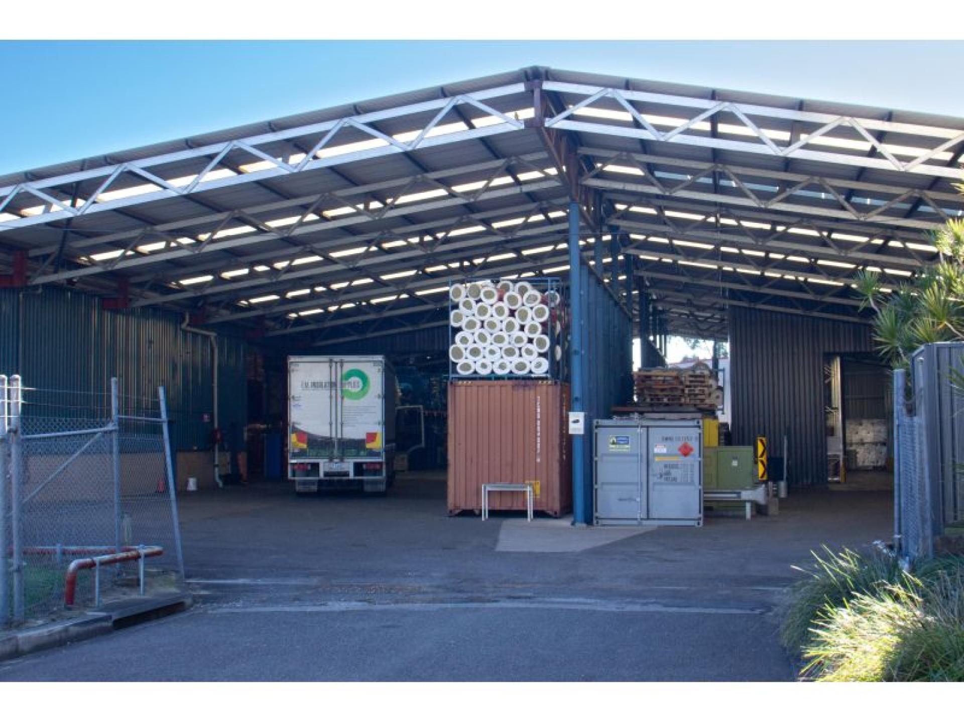 Insulation Supplies Import And 684127 2