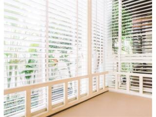 COMMERCIAL WINDOW FURNISHINGS BUSINESS 5949