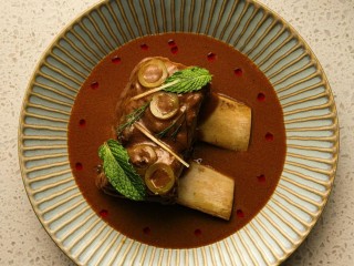 Fully Equipped Fine Restaurant for Sale Ref: 2606003
