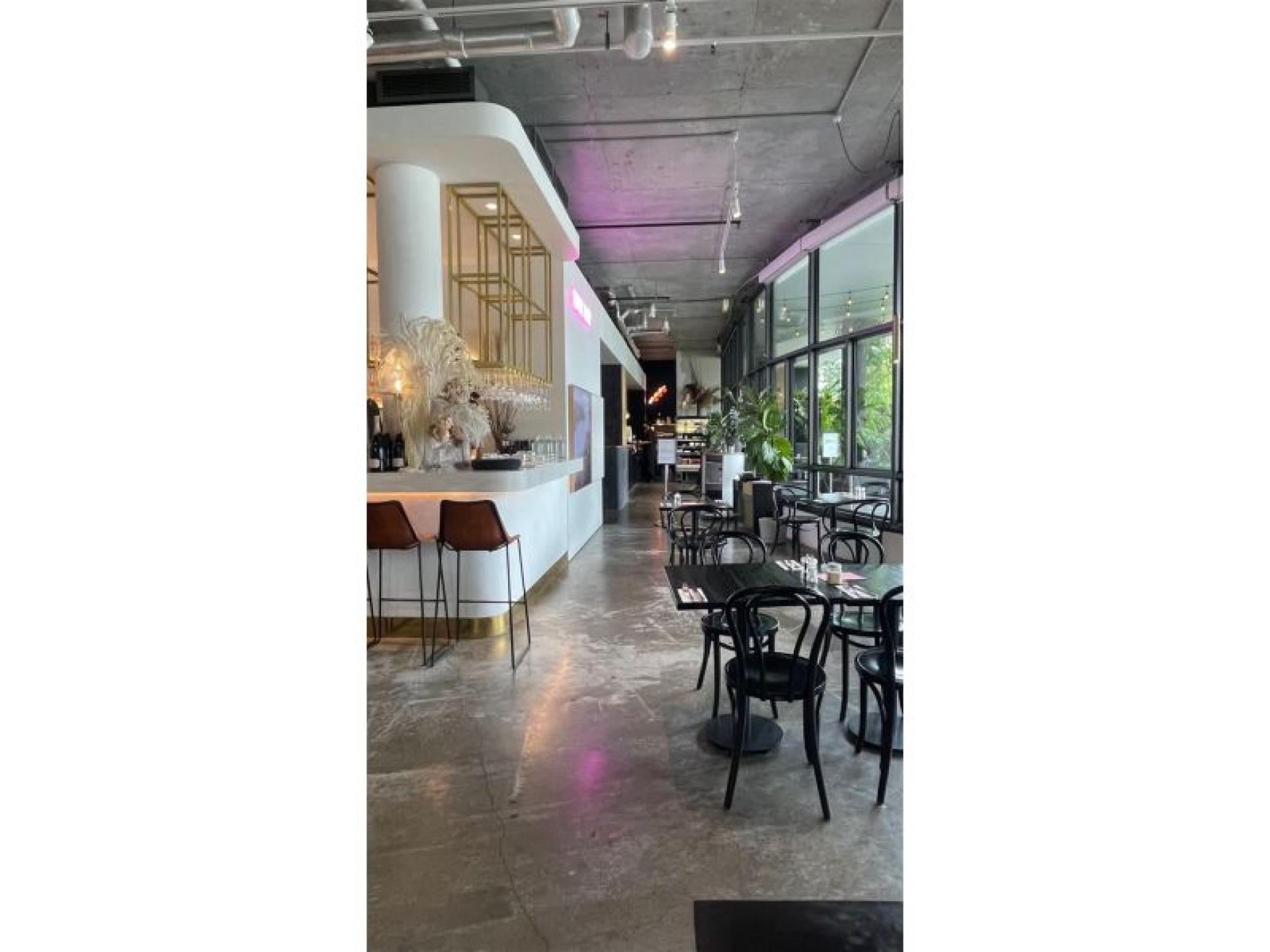 Cafe / Restaurant @ 684343 3