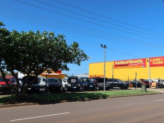 SUCCESFUL USED 4WD COMMERCIAL DEALERSHIP