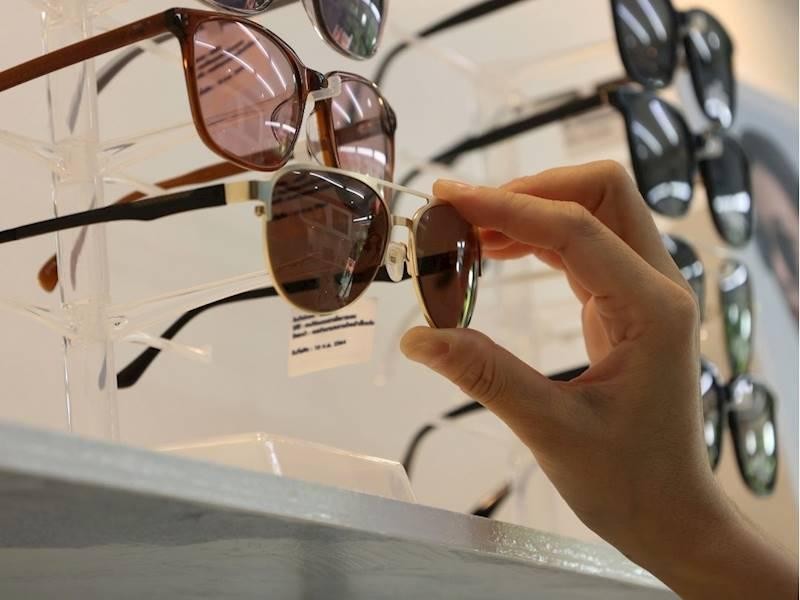 Premium Brands Sunglass & 684651 3