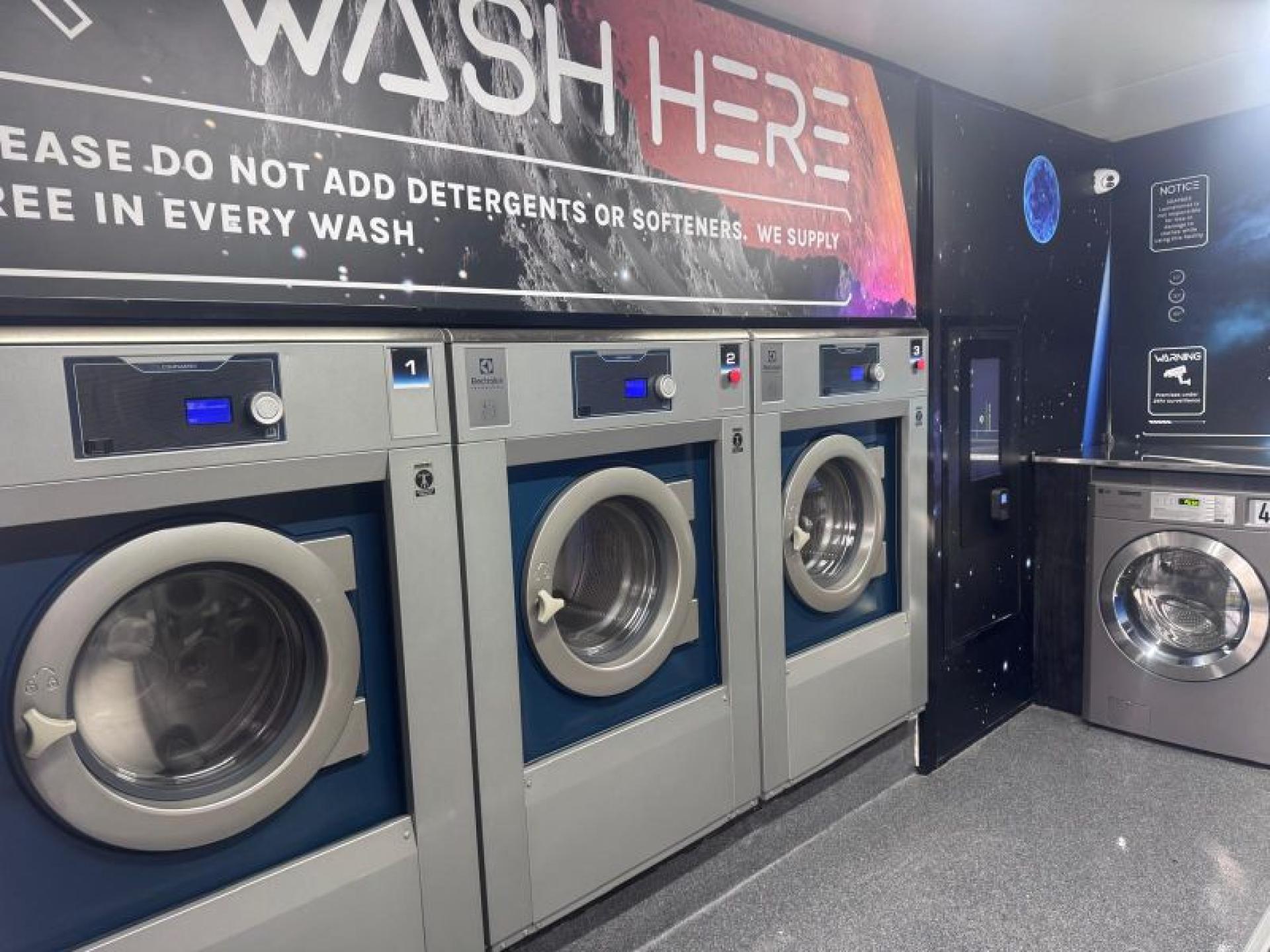 Premium Fully Managed Laundromat 684780 1