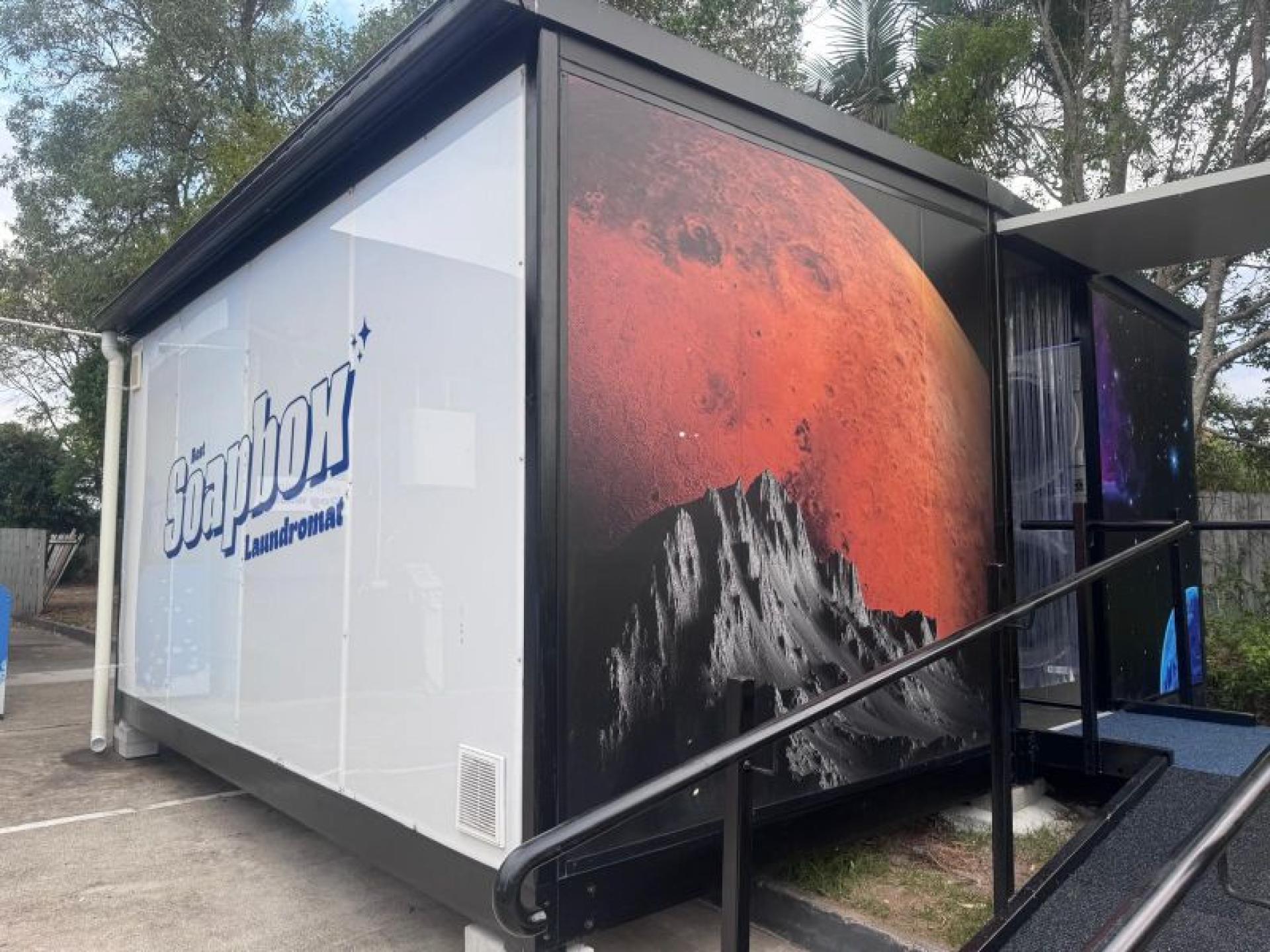 Premium Fully Managed Laundromat 684780 3