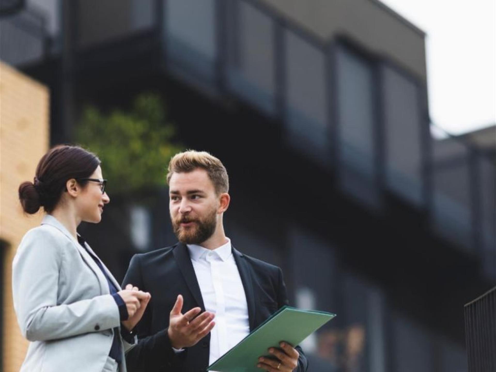 Leading Property Investment Advisory 684845 1