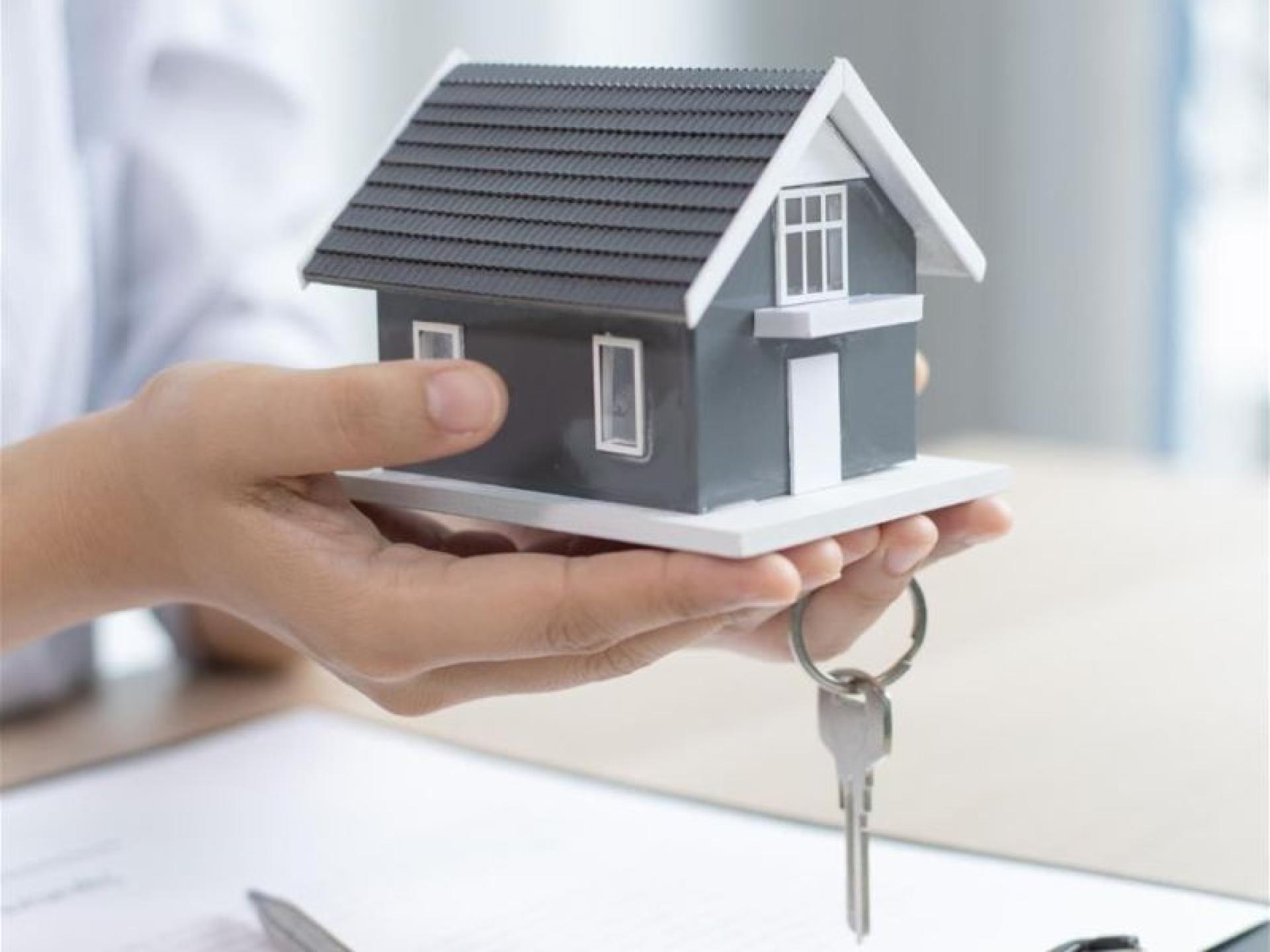 Property Investment & Wealth 684900 1