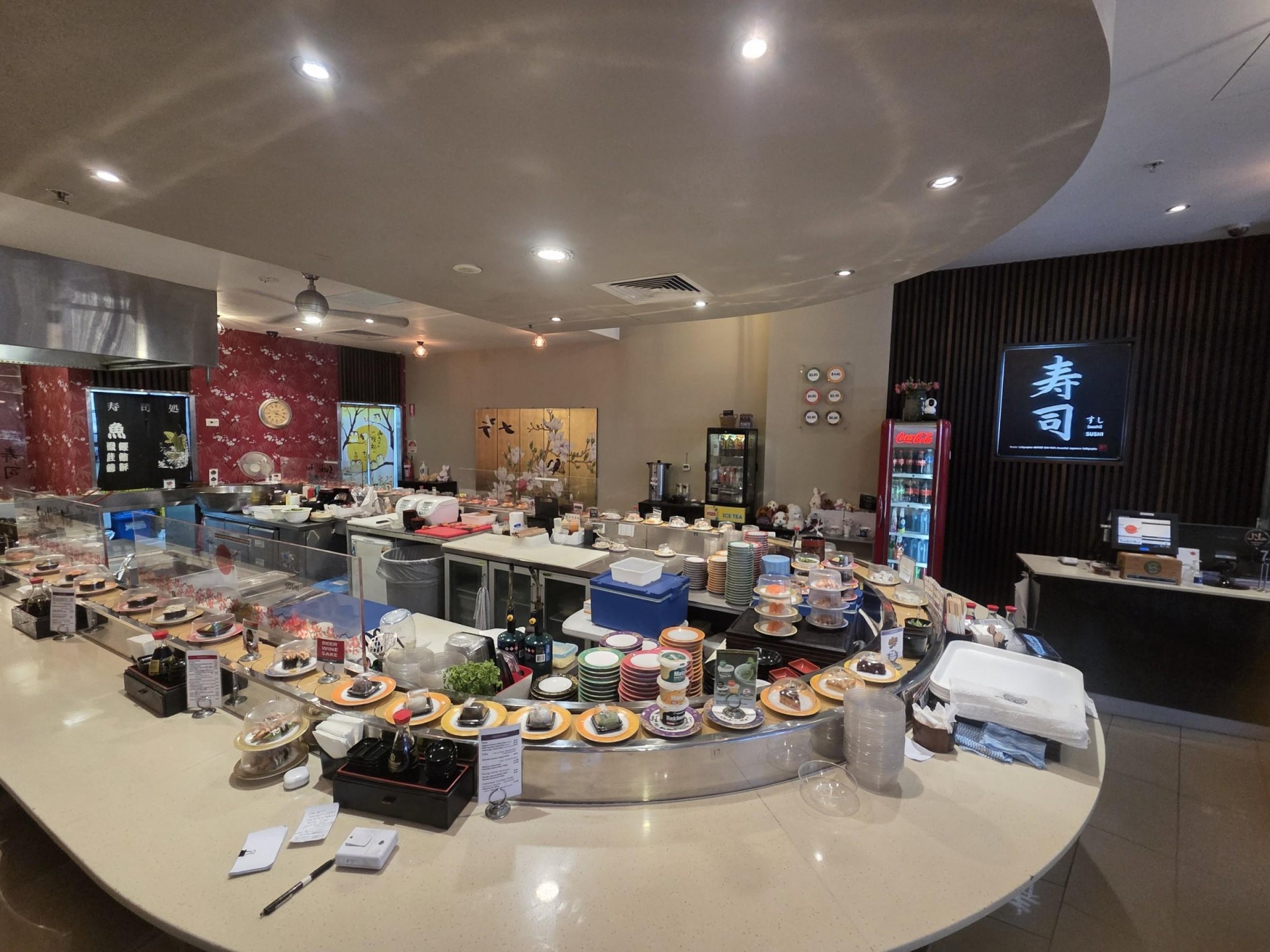 Sushi Train 684938 3