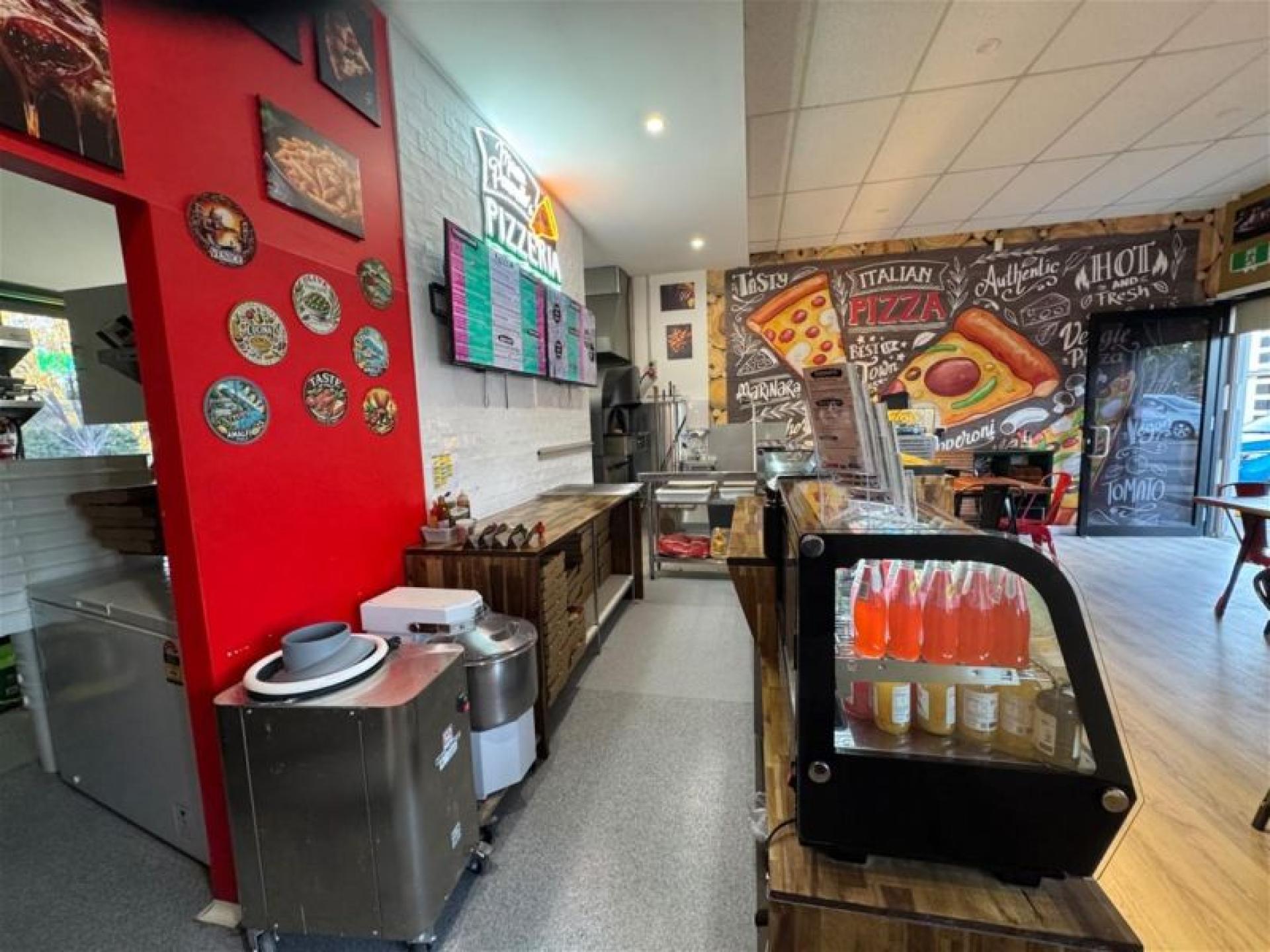 Authentic Neapolitan Pizzeria 684994 2
