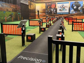 Premium Indoor Golf Range – Turnkey Entertainment Venue