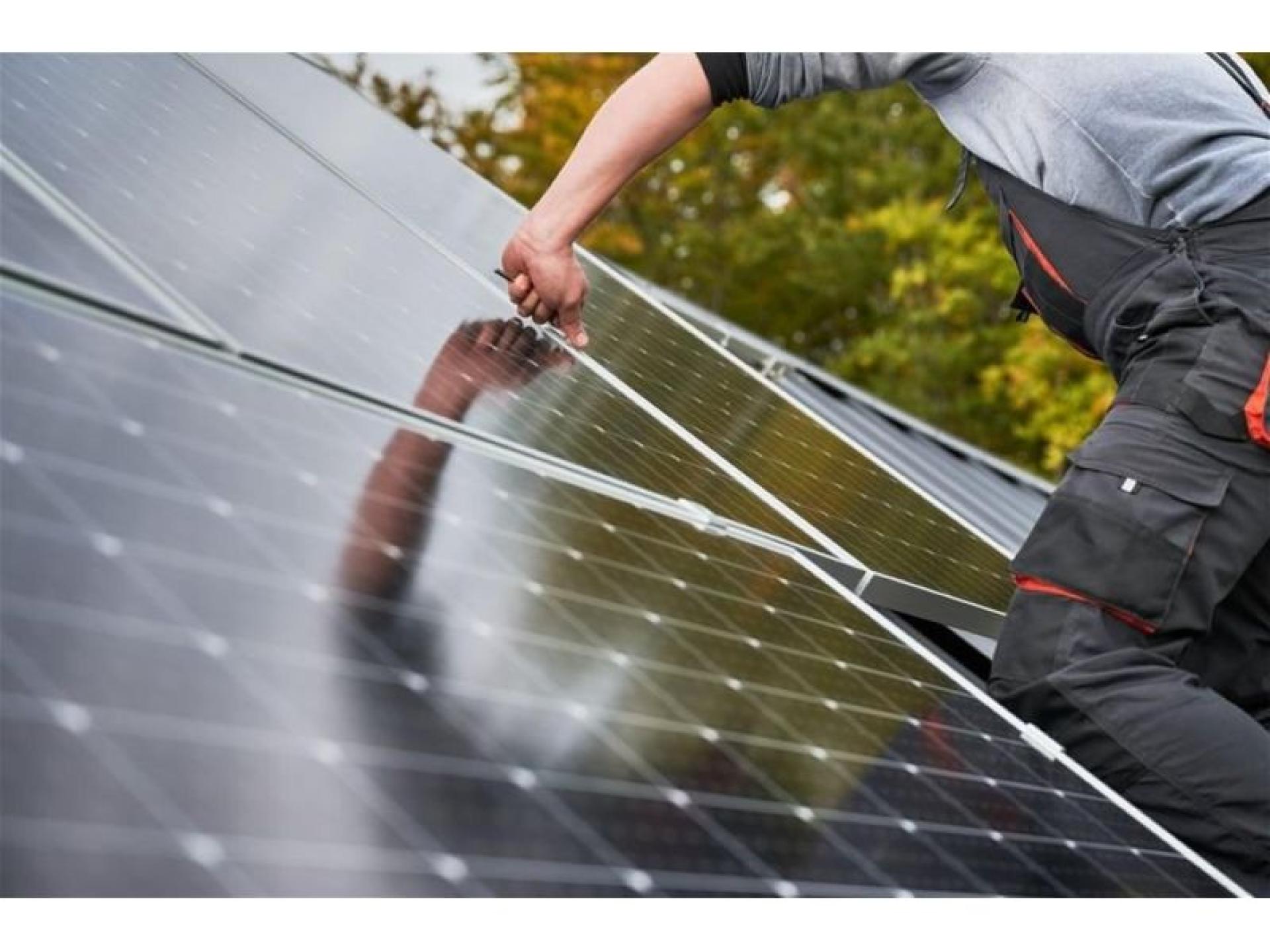Solar & Battery Installation/electrical 685238 1