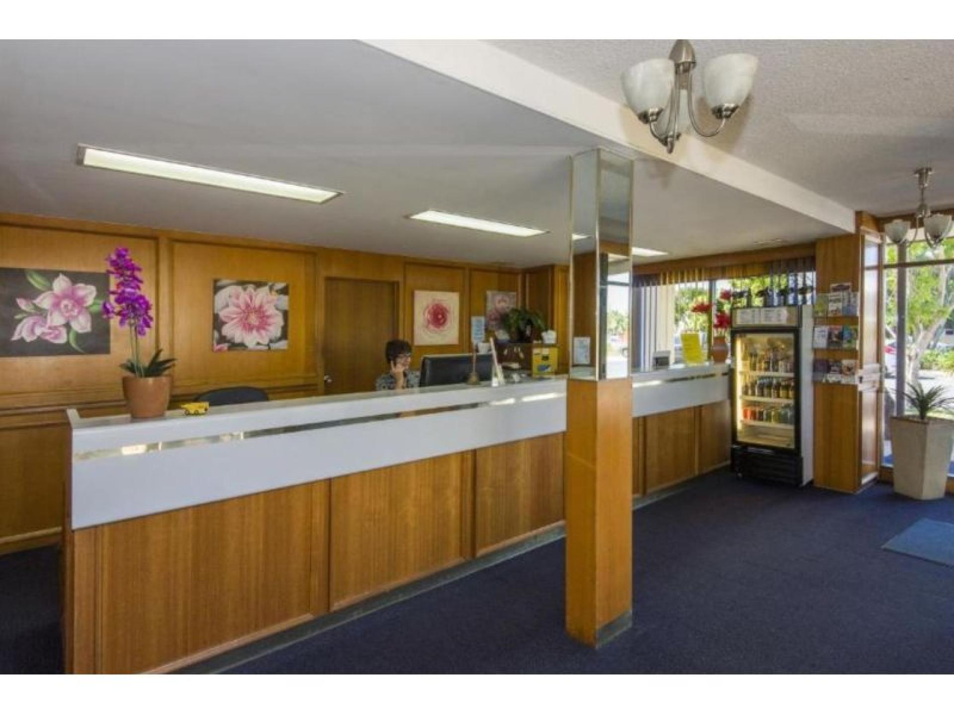 Established Mackay Cbd Motel 685254 3