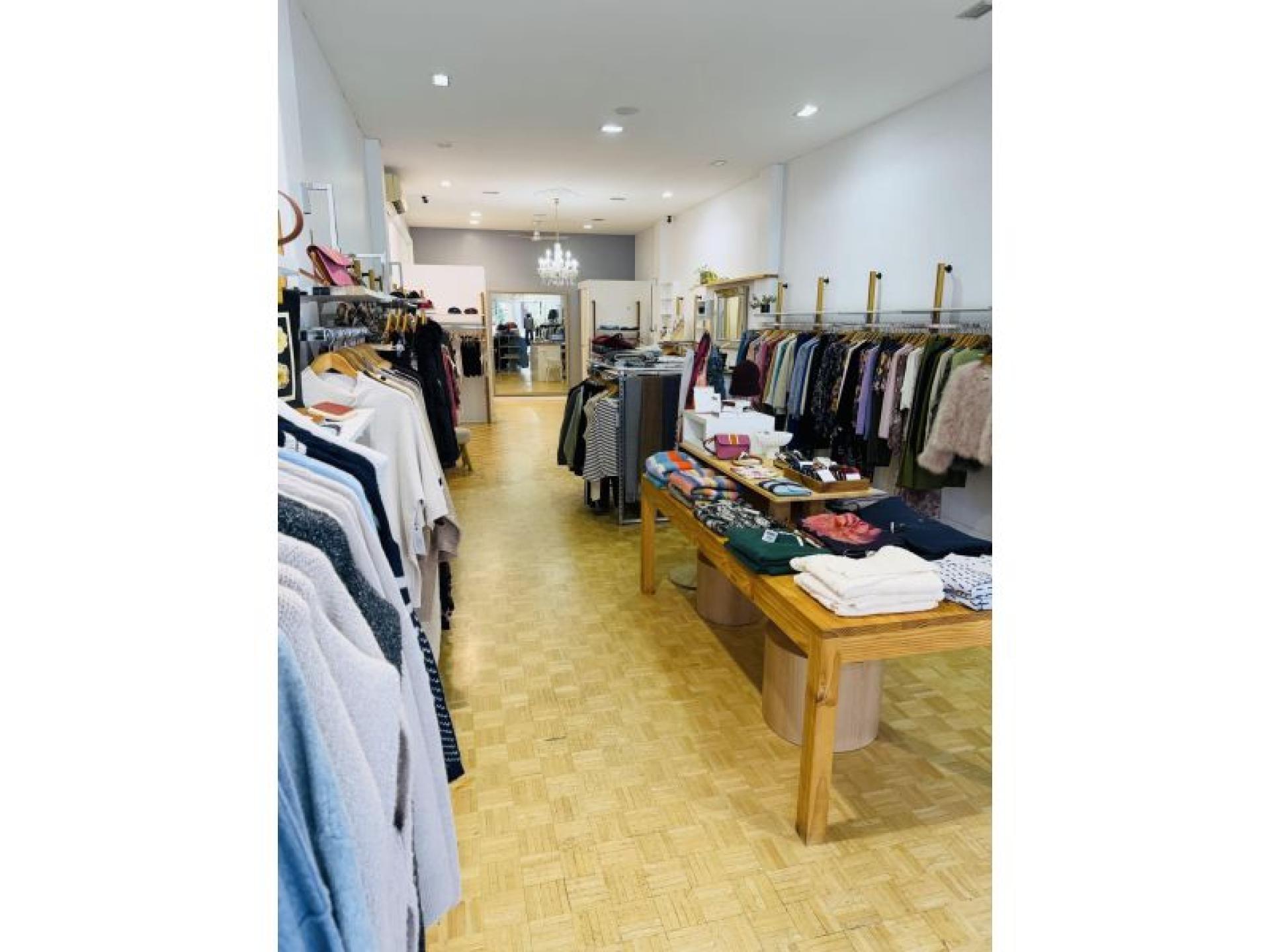 Established Women's Boutique 685257 3