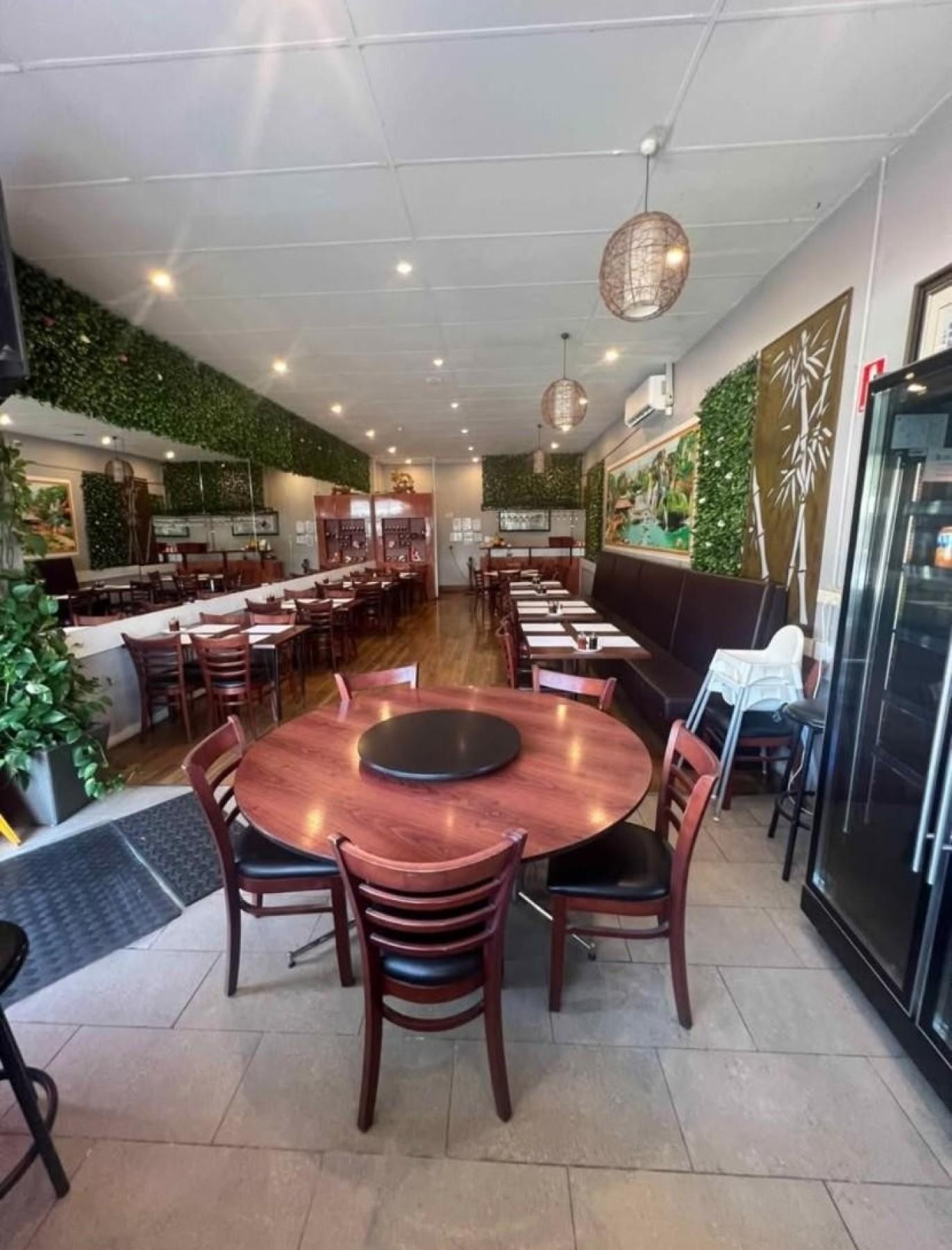 Restaurant In Diamond Creek 685301 2