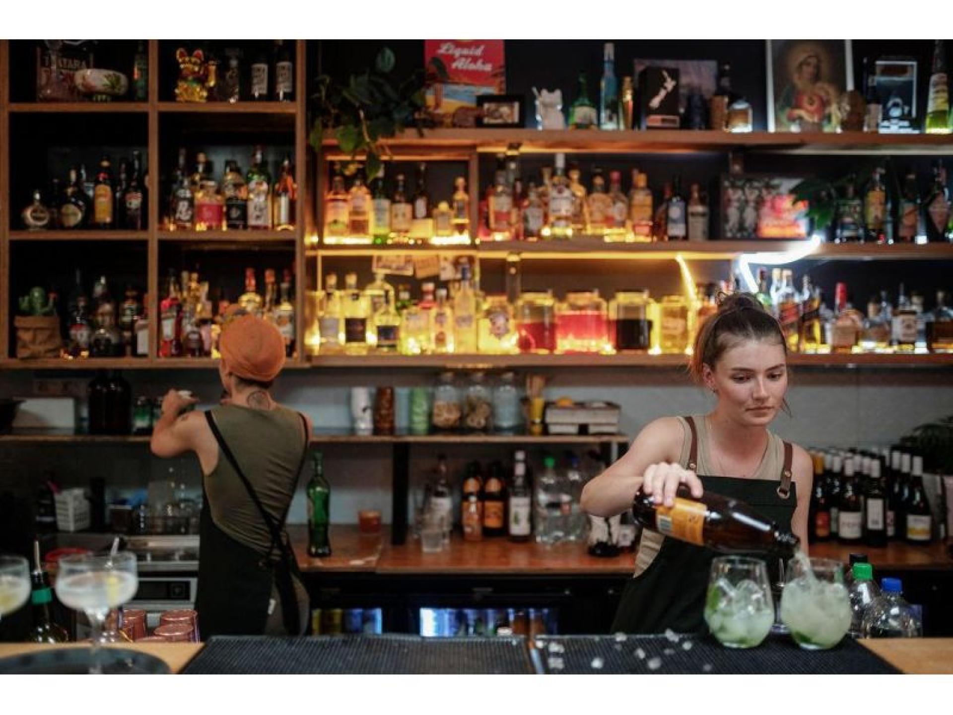 Leasehold - Tomahawks Bar 685310 2