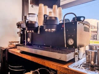 Hole In The Wall Espresso Bar / Cafe - Port Road Hindmarsh