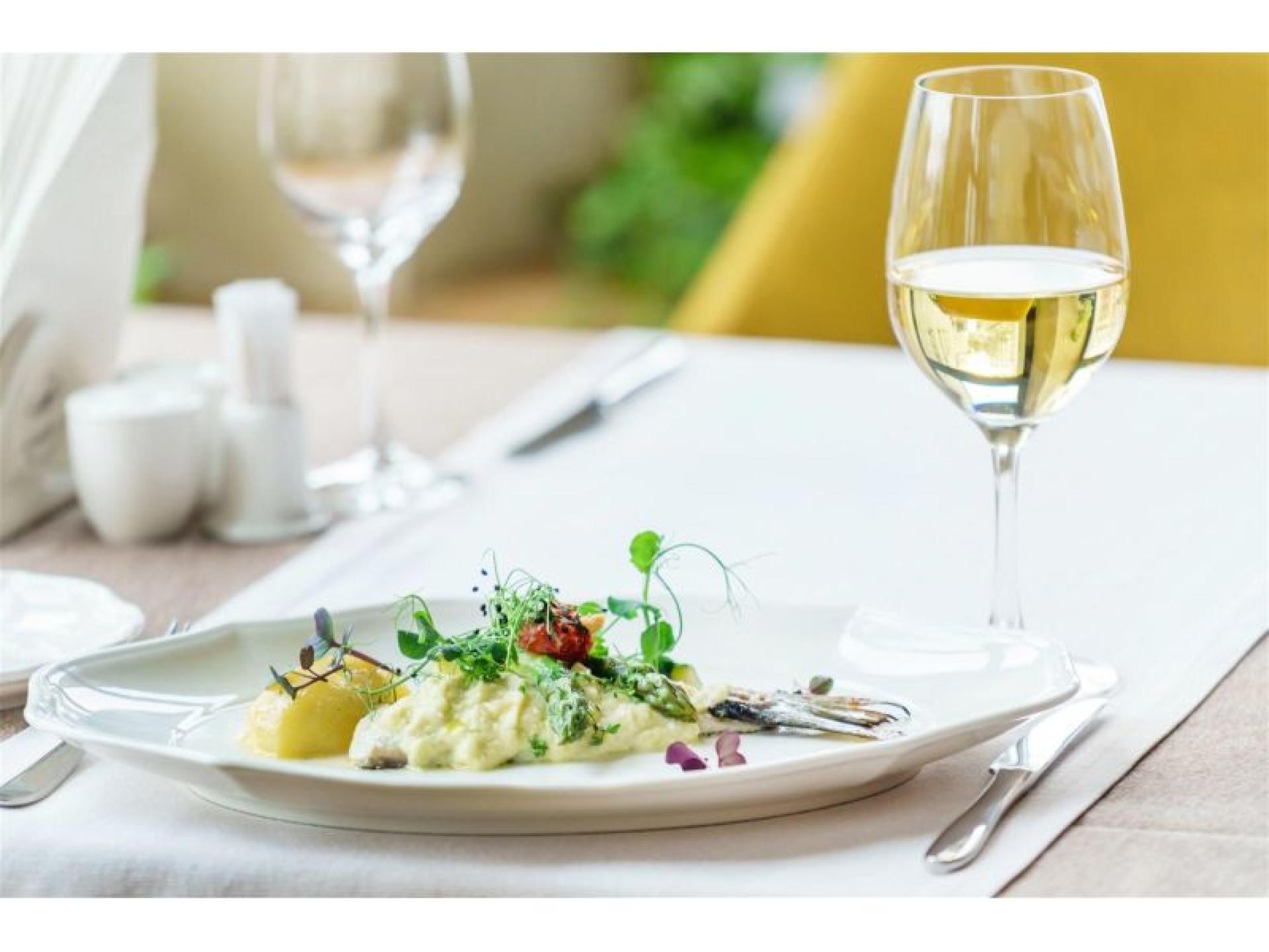Prime Beachside Restaurant & 685431 1