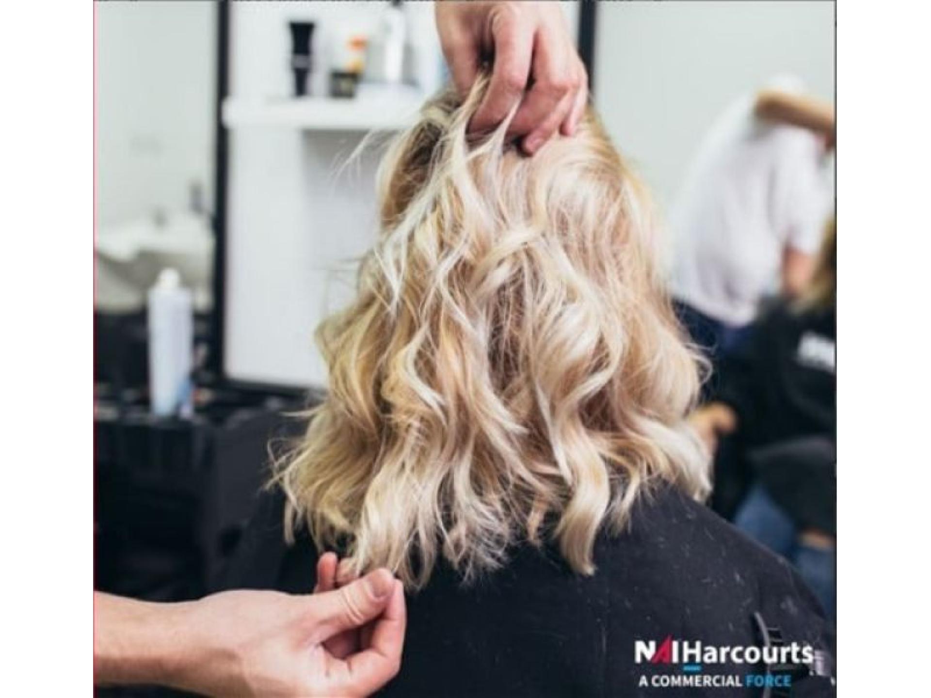 Established Local Salon - 685455 1
