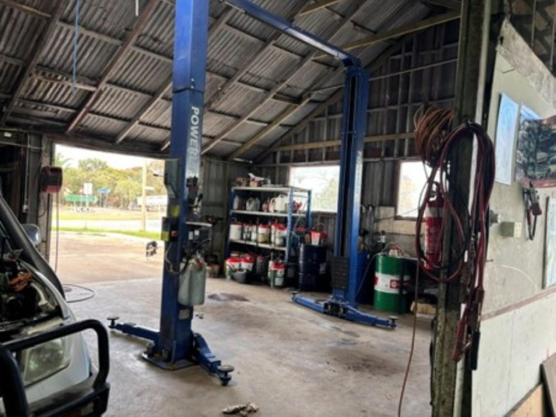 Ouyen Automotive & Electrical 685472 3