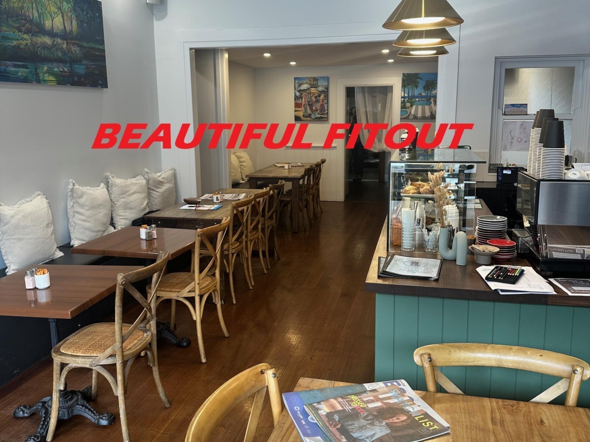 Beautiful Cafe/restaurant That Has 685632 3