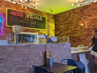Profitable Pizza Takeaway in a Prime Northern Suburb